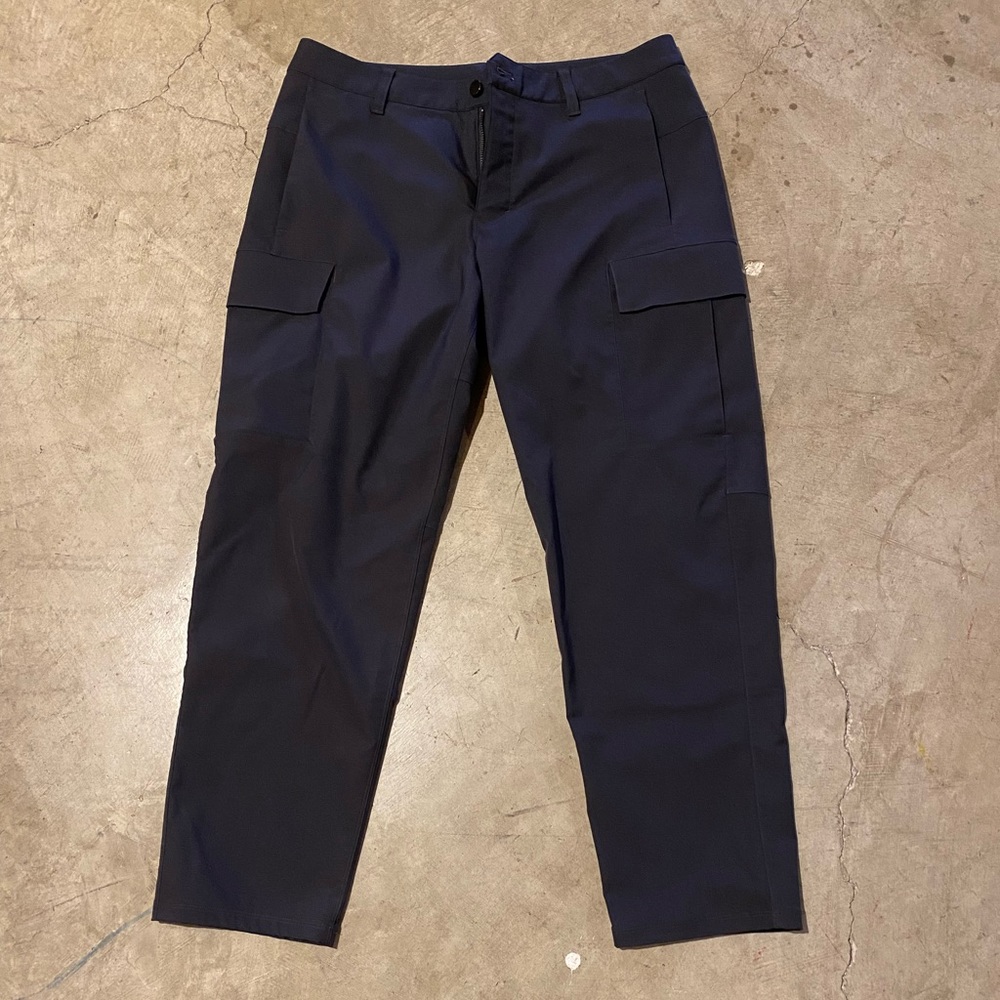 Lululemon Utilitarian Cargo Pant sz. 34